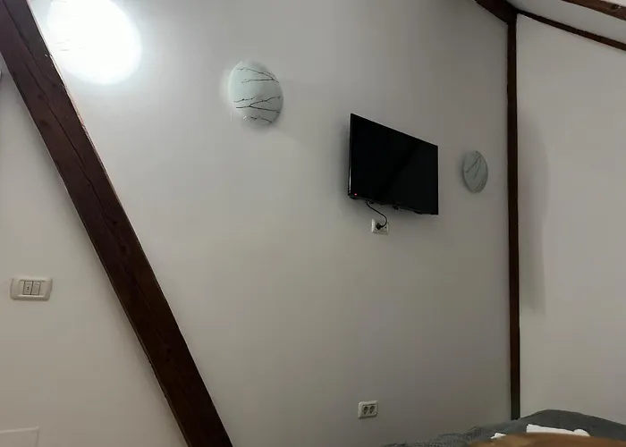 Muresenilor 15b * Μπρασόβ